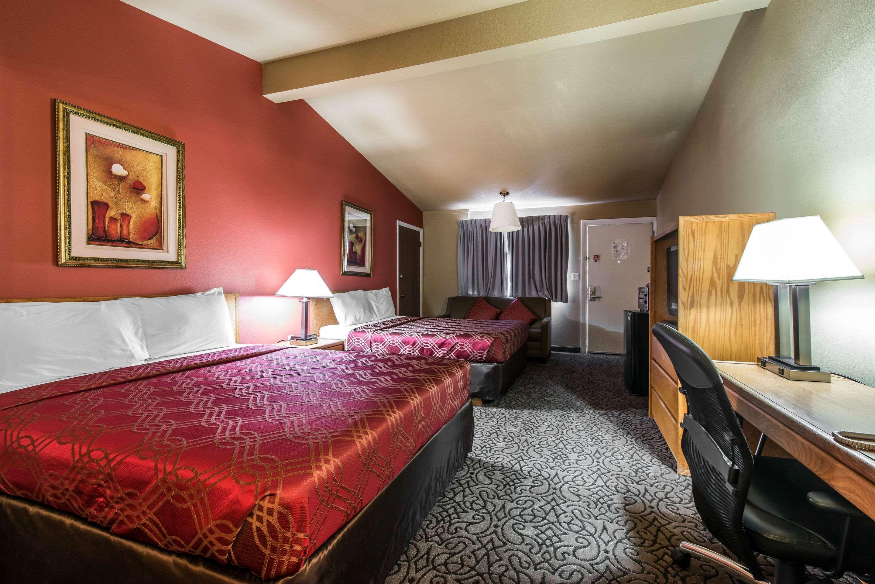 Rodeway Inn Brush Экстерьер фото