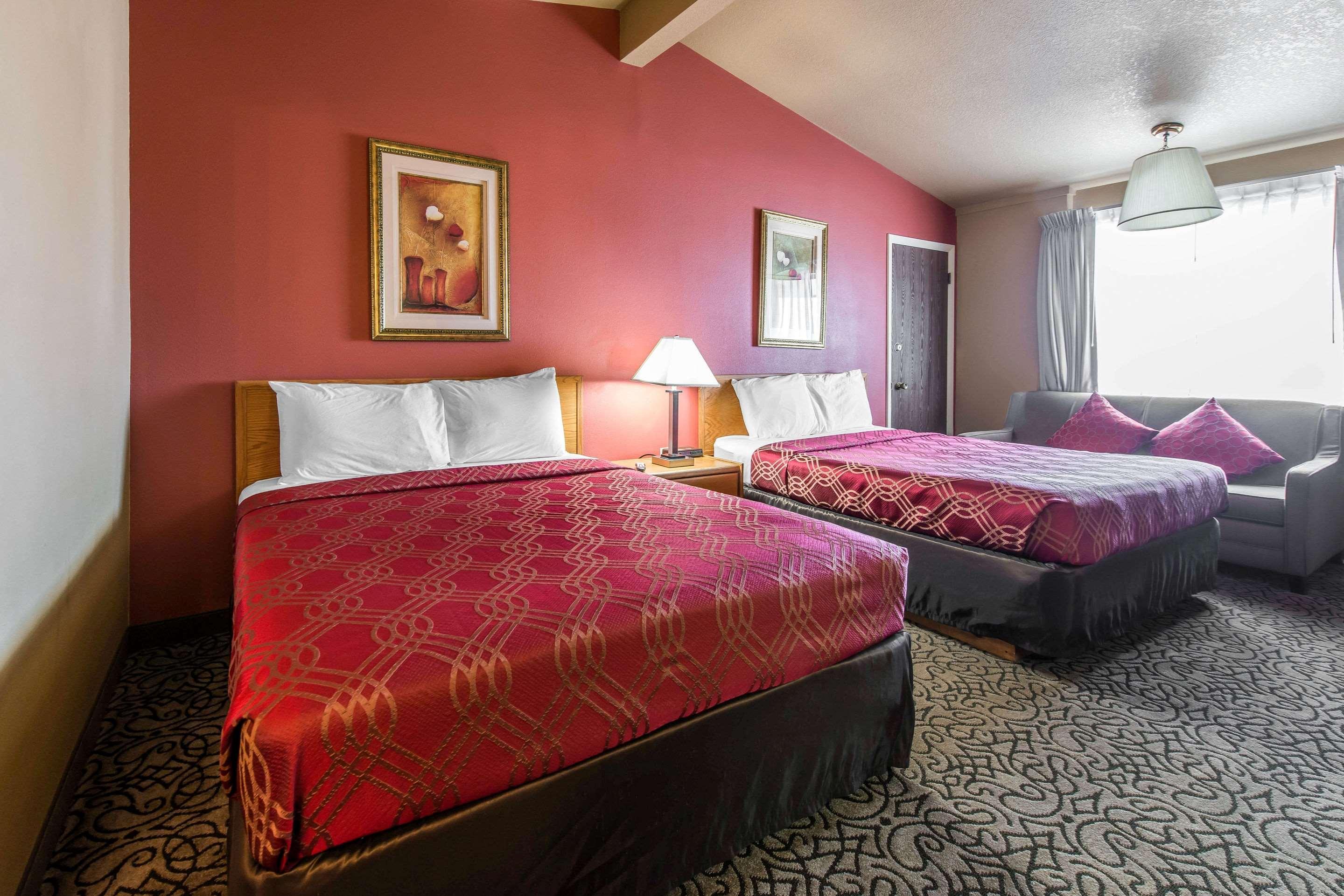 Rodeway Inn Brush Экстерьер фото