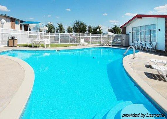Rodeway Inn Brush Удобства фото